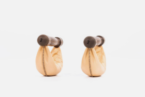 SwingBells Walnut Natur Set — Weight: 2 kg